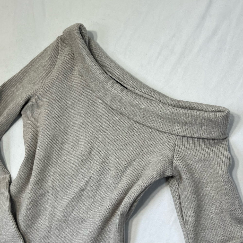 White Fox Off Shoulder Top Grey Fitted Going Out Womens XS
